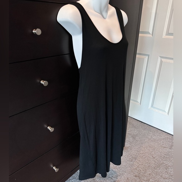 Like New Lole Women's Black Criss Cross Back "Sunseta" Flowy Mini Dress - Picture 2 of 5